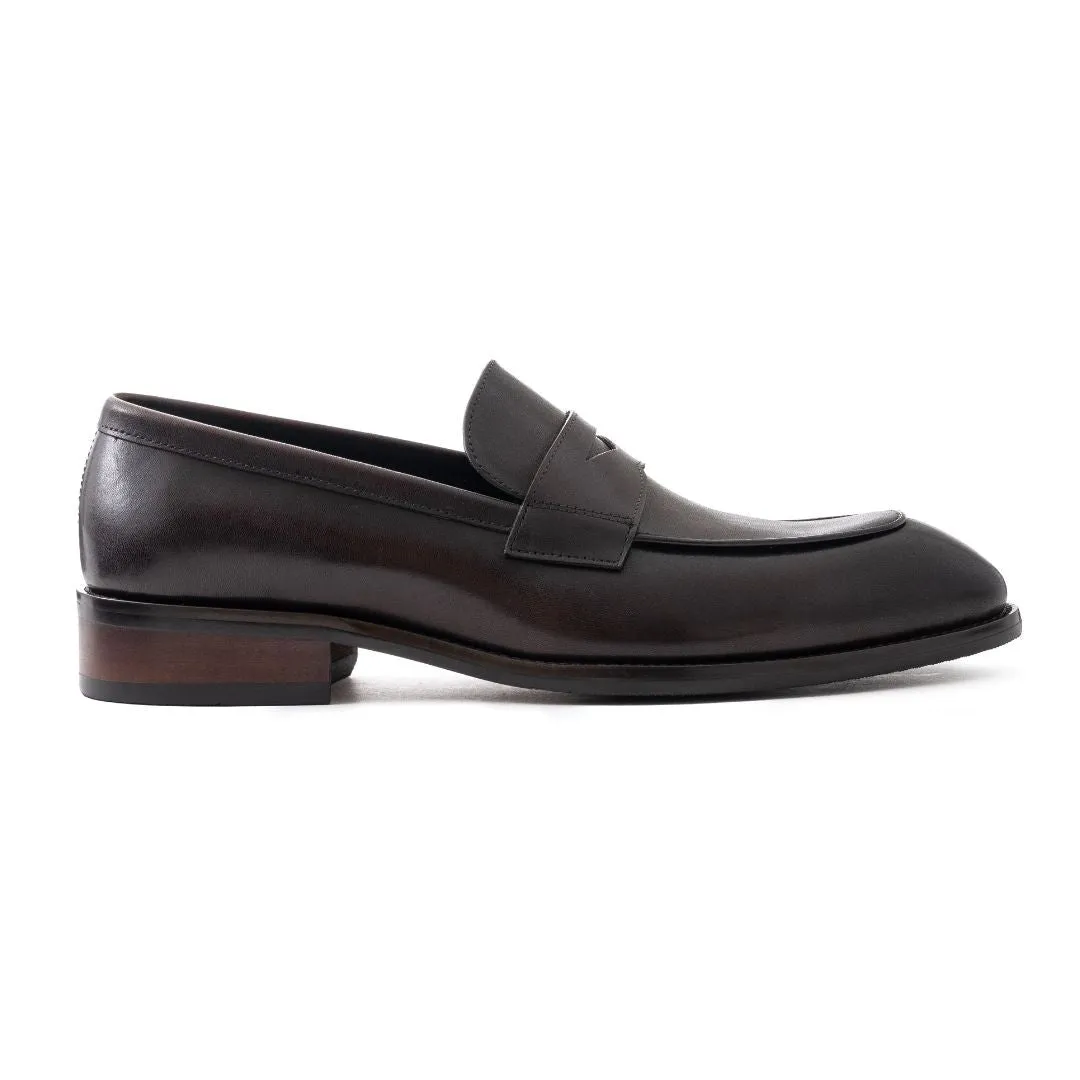 OURTHREE Roger Leather Loafers Men - BRN